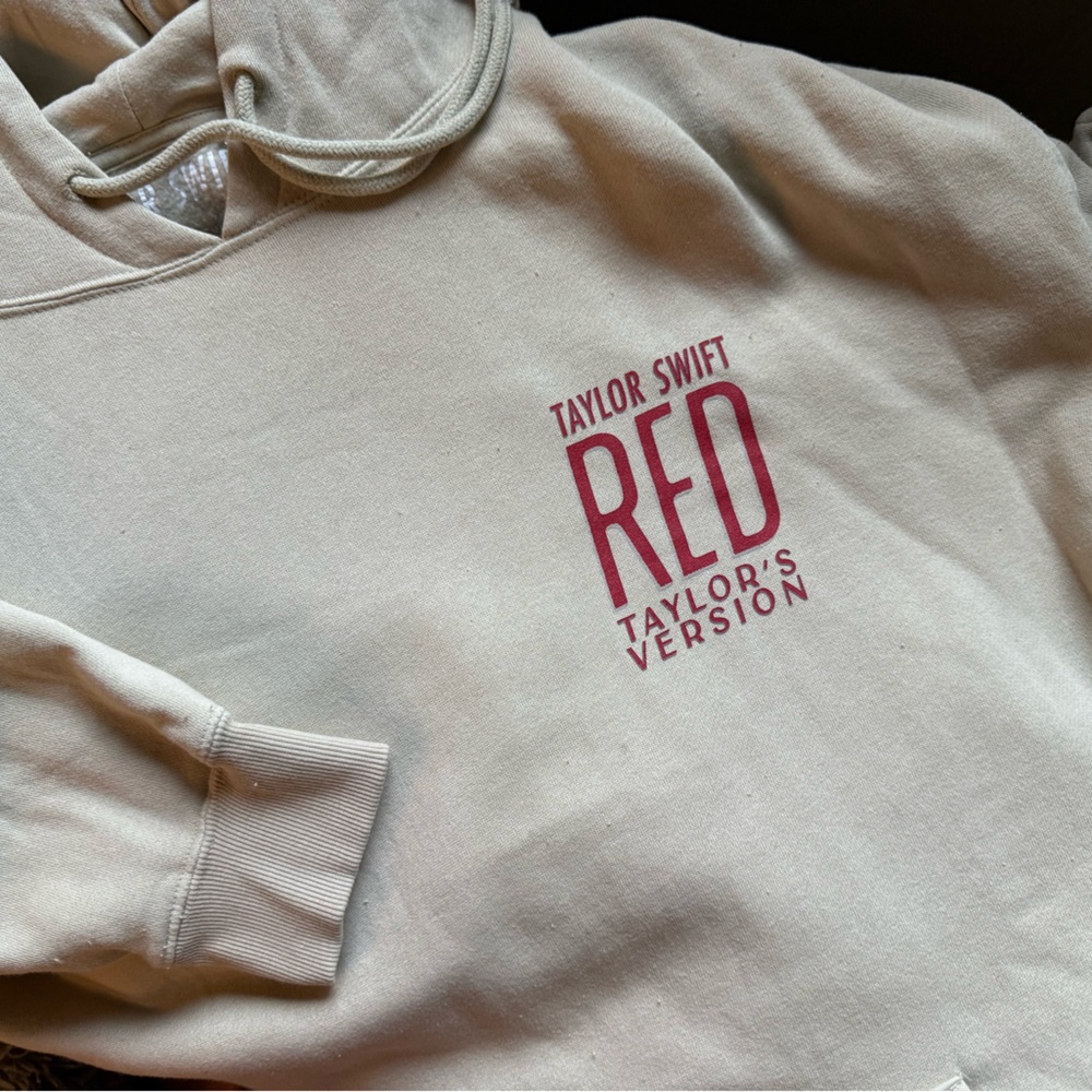 Taylor Swift Red Taylor’s version hoodie size xl like new